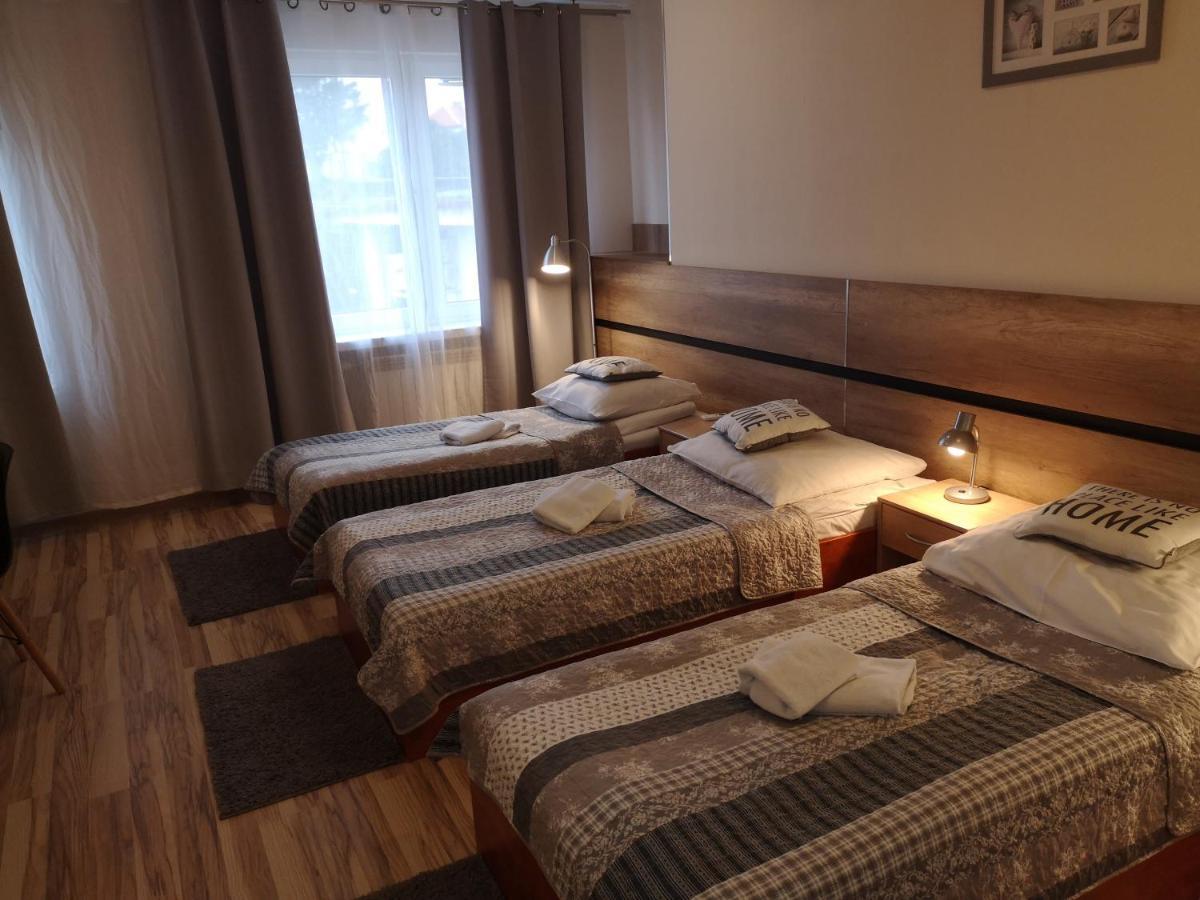 Hotel 1 Плоцк Екстериор снимка