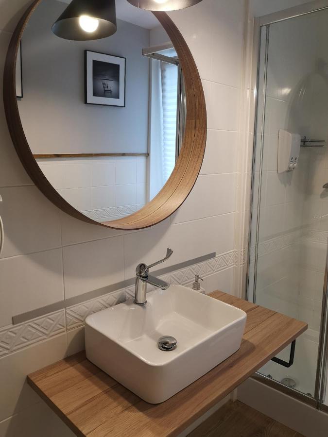 Hotel 1 Плоцк Екстериор снимка