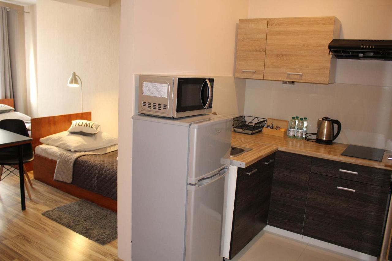 Hotel 1 Плоцк Екстериор снимка